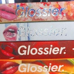 Glossier balm dotcom universal skin salve